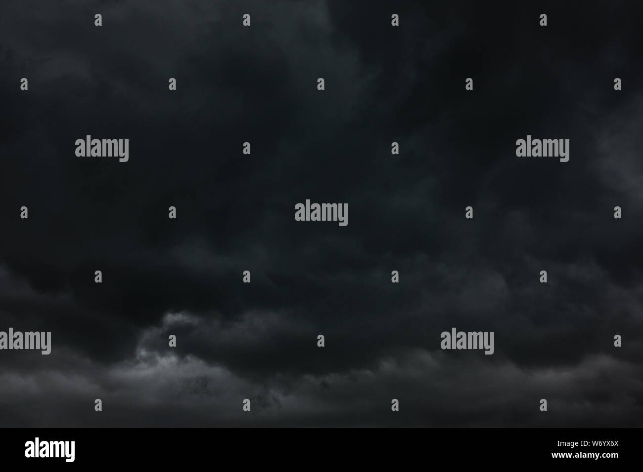 Dramatische Himmel - Schwärze stürmischen Himmel, können als Hintergrund verwendet werden Stockfoto