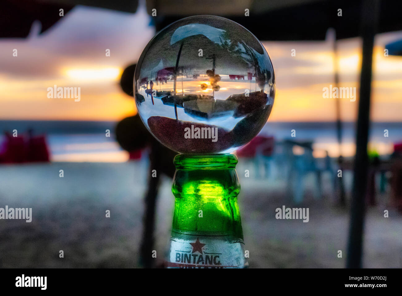 Perfektion ein Bintang bei Sonnenuntergang am Strand Stockfoto