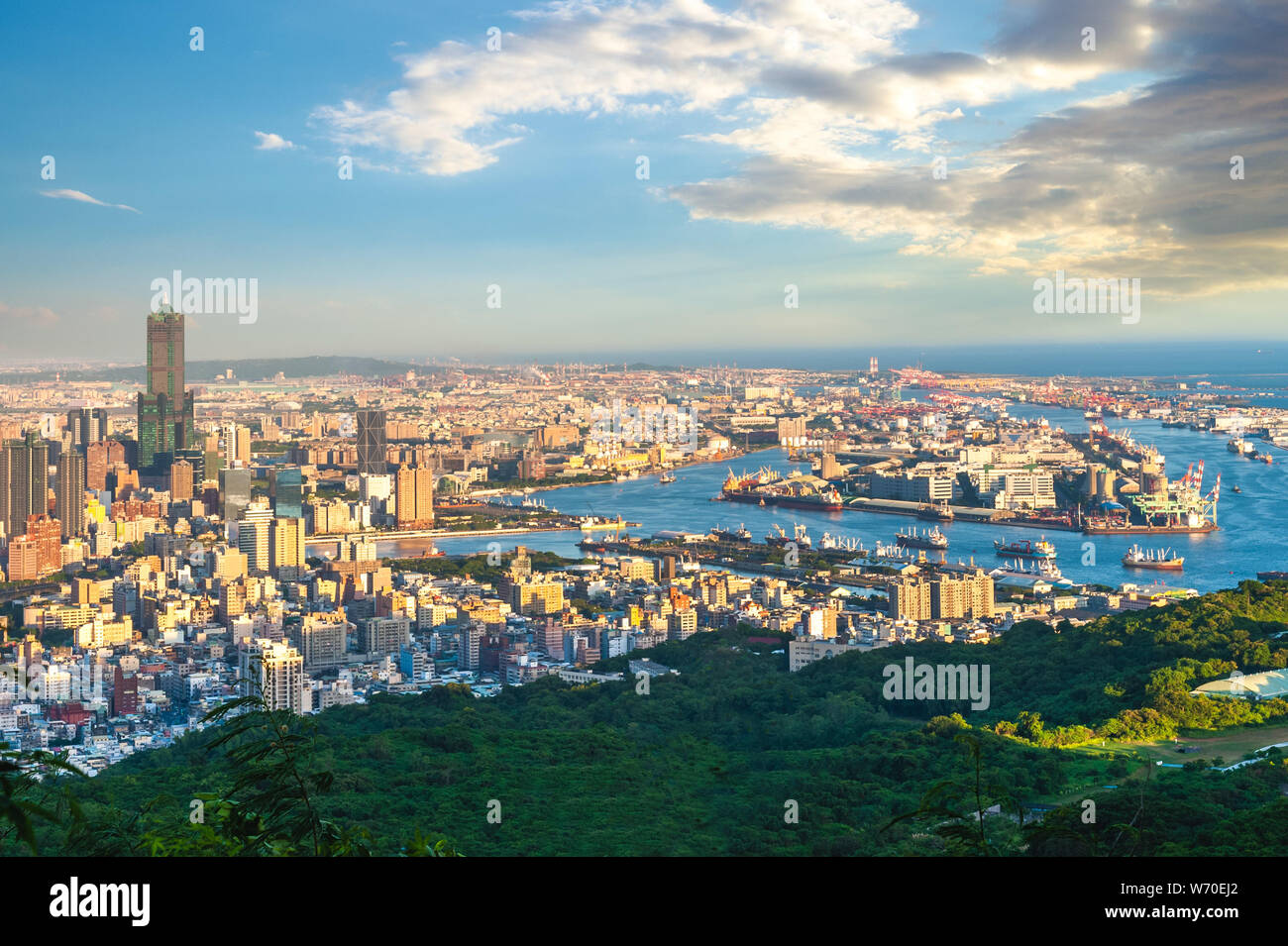 Stadtbild von Kaohsiung im Süden Taiwans Stockfoto