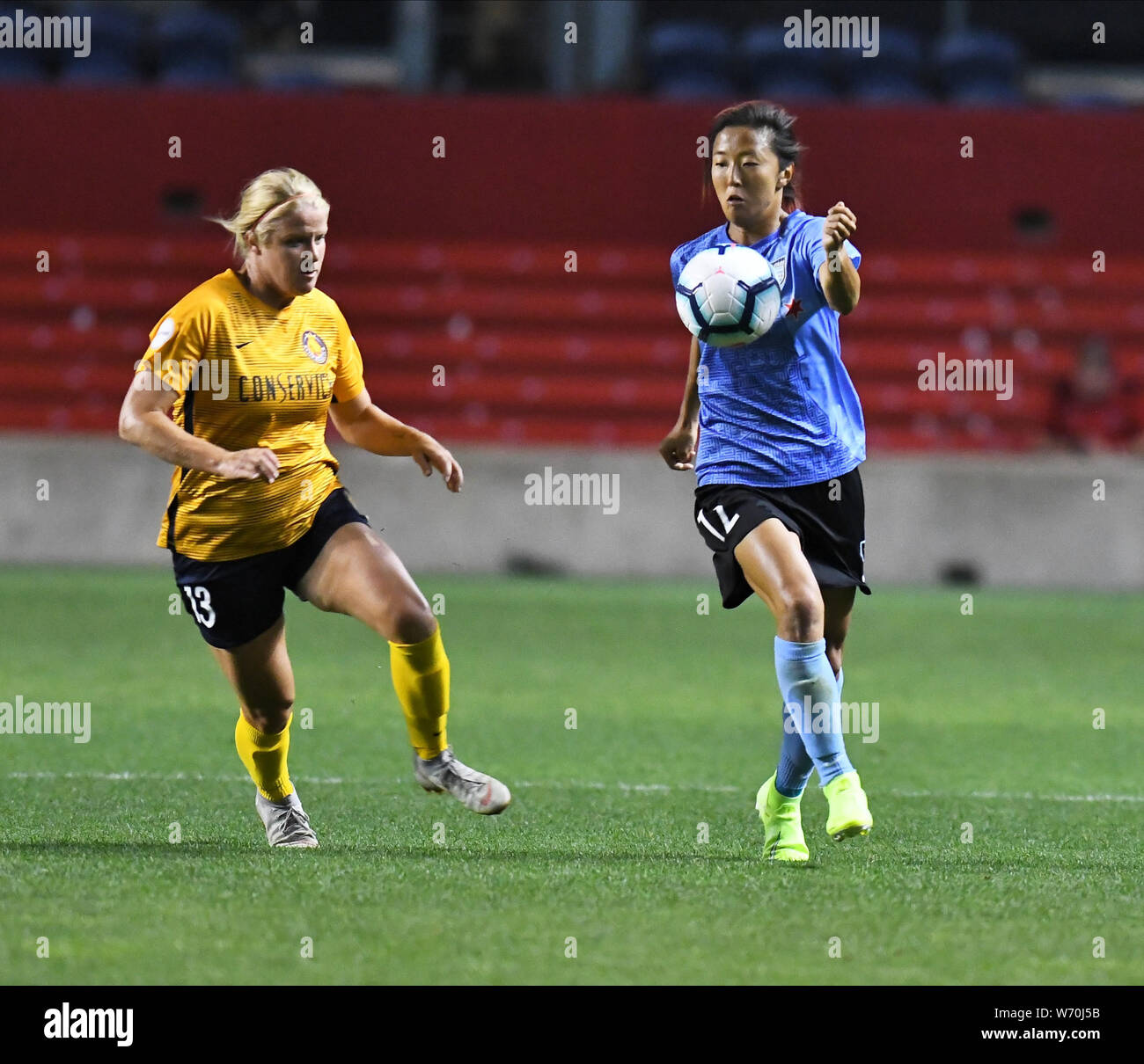 August 03, 2019: Yuki Nagasato (12) von Chicago Red Stars in einem NWSL Match zwischen Chicago Red Stars und Utah Royals FC am SeatGeek Stadion in Bridgeview, Illinois. Dean Reid/CSM. Stockfoto