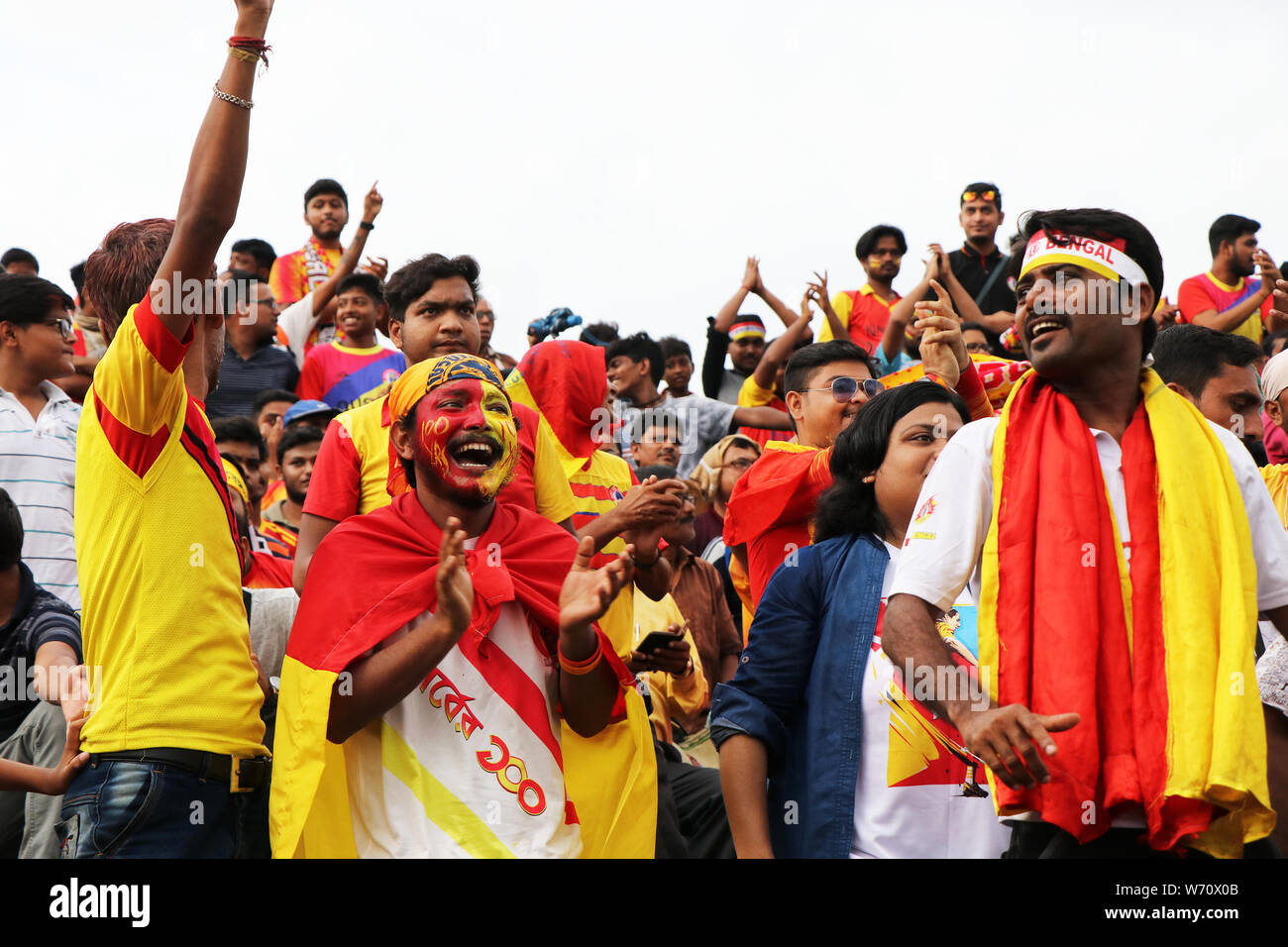 Kolkata, Indien. 03 Aug, 2019. East Bengal club vs Armee Rote Begegnung bei East Bengal club Masse. Es ist das erste Spiel der Gruppe - ein von Durand Cup Fußball-Turnier in Kolkata. Credit: Amlan Biswas/Pacific Press/Alamy leben Nachrichten Stockfoto