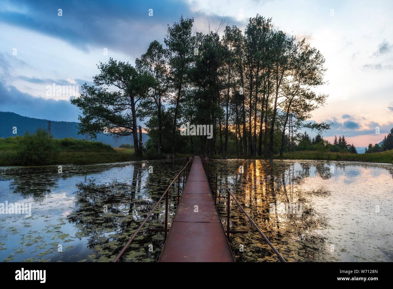 Panoramablick auf die Landschaft mit Seen, Chairski Rhodopen Gebirge, Bulgarien Stockfoto