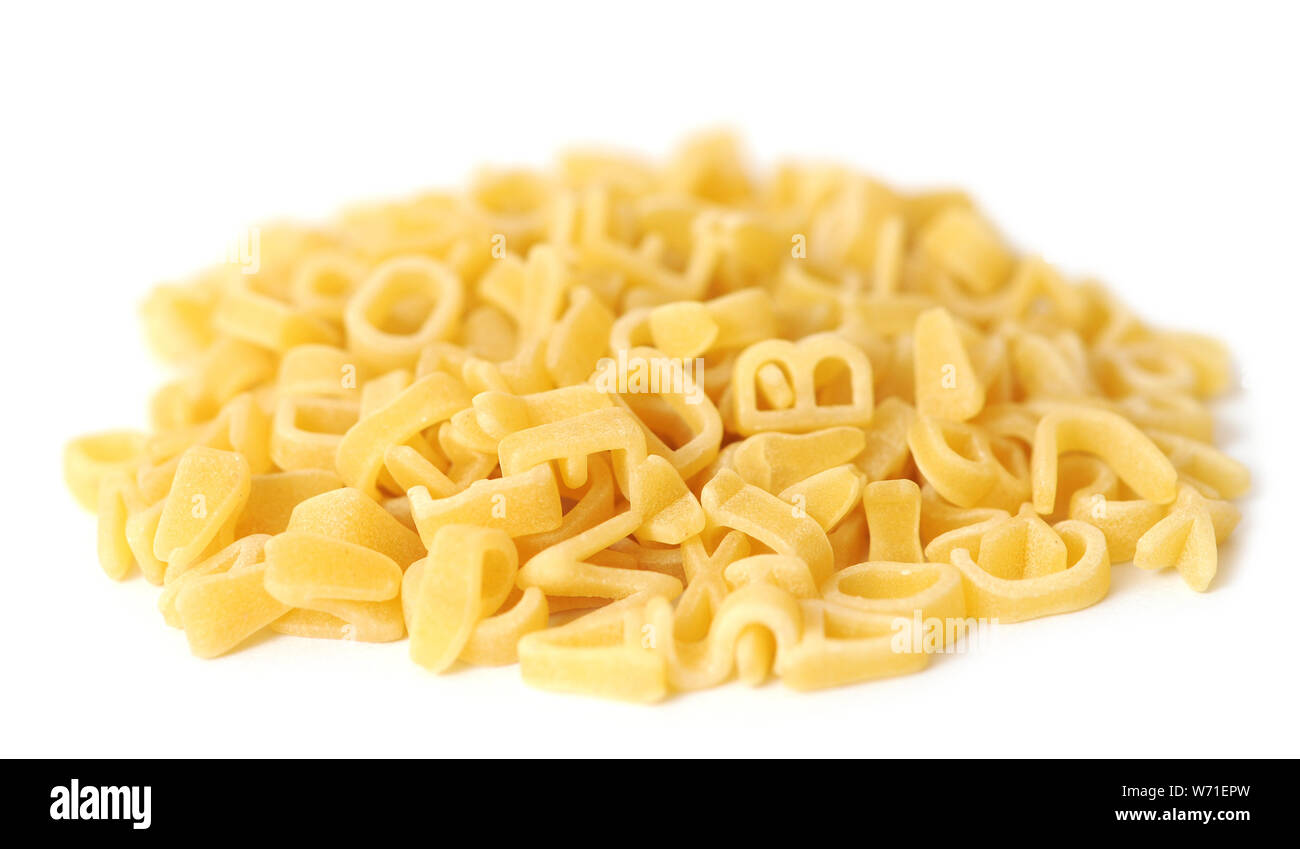 Kid Pasta auf weißem Hintergrund Stockfoto
