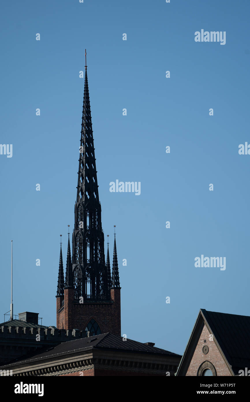 Riddarholm Kirche, der einzigen noch verbliebenen mittelalterlichen Klosterkirche in Stockholm. Franziskaner rotes Backsteingebäude für Royal Beerdigungen verwendet. Stockfoto