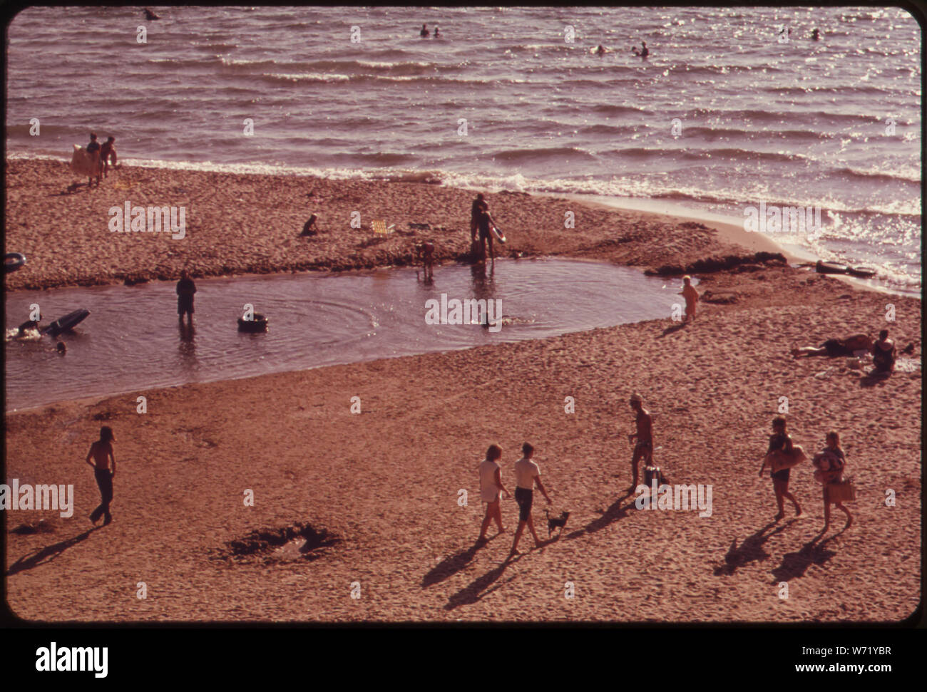 BASS LAKE OUTLET am Lake Michigan Stockfoto