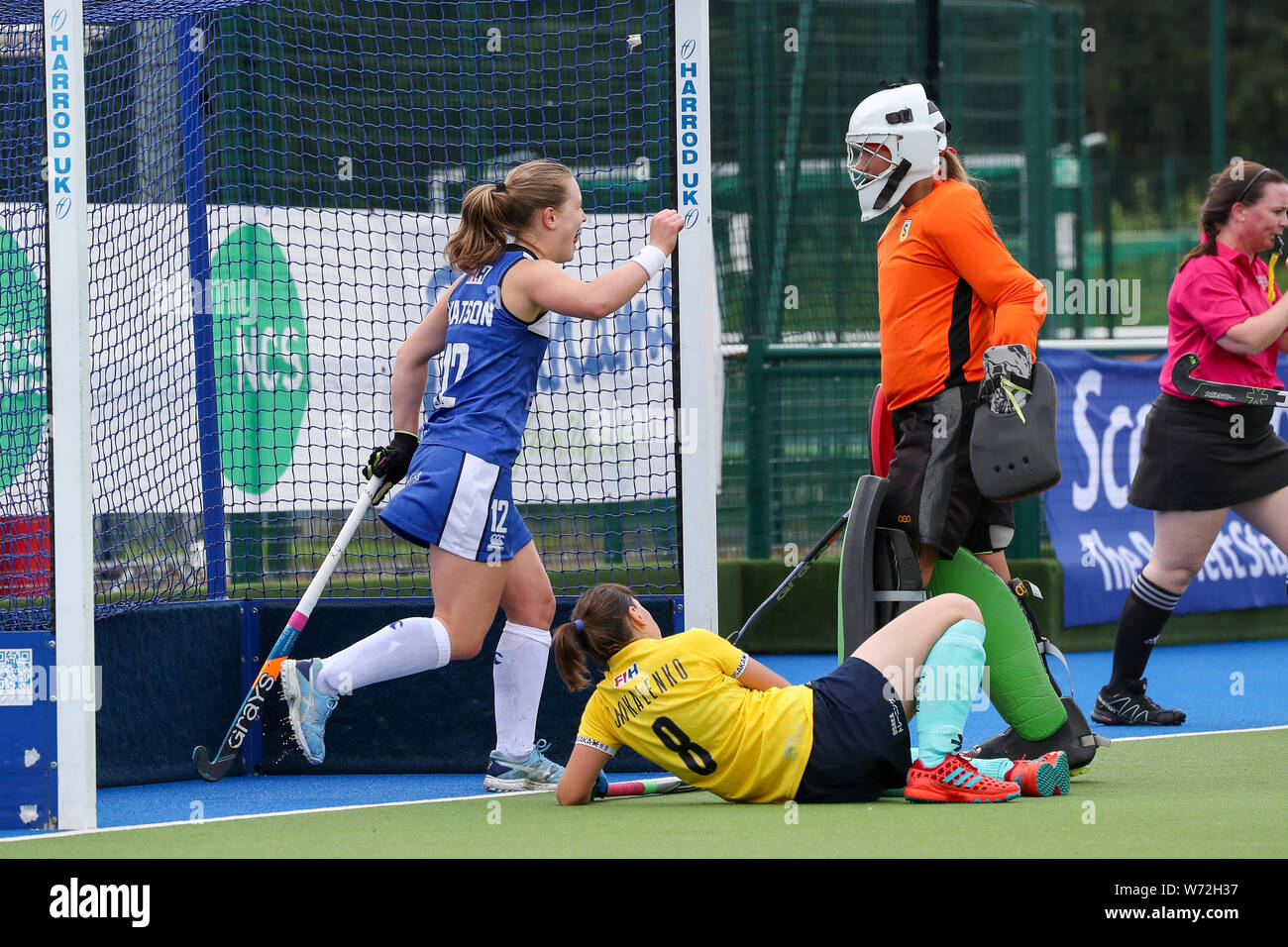 Glasgow, UK. 4. Juli 2019. Der Frauen EuroHockey Meisterschaft II ist eine internationale Frauen Hockey Turnier, wo die oberen zwei Mannschaften den Aufstieg in die Spitzengruppe der Europäischen Hockey gewinnen - der EuroHockey Meisterschaften Bilder von Schottland spielen gegen die Ukraine und Schottland gewann 7 - 0 Credit: Findlay/Alamy leben Nachrichten Stockfoto