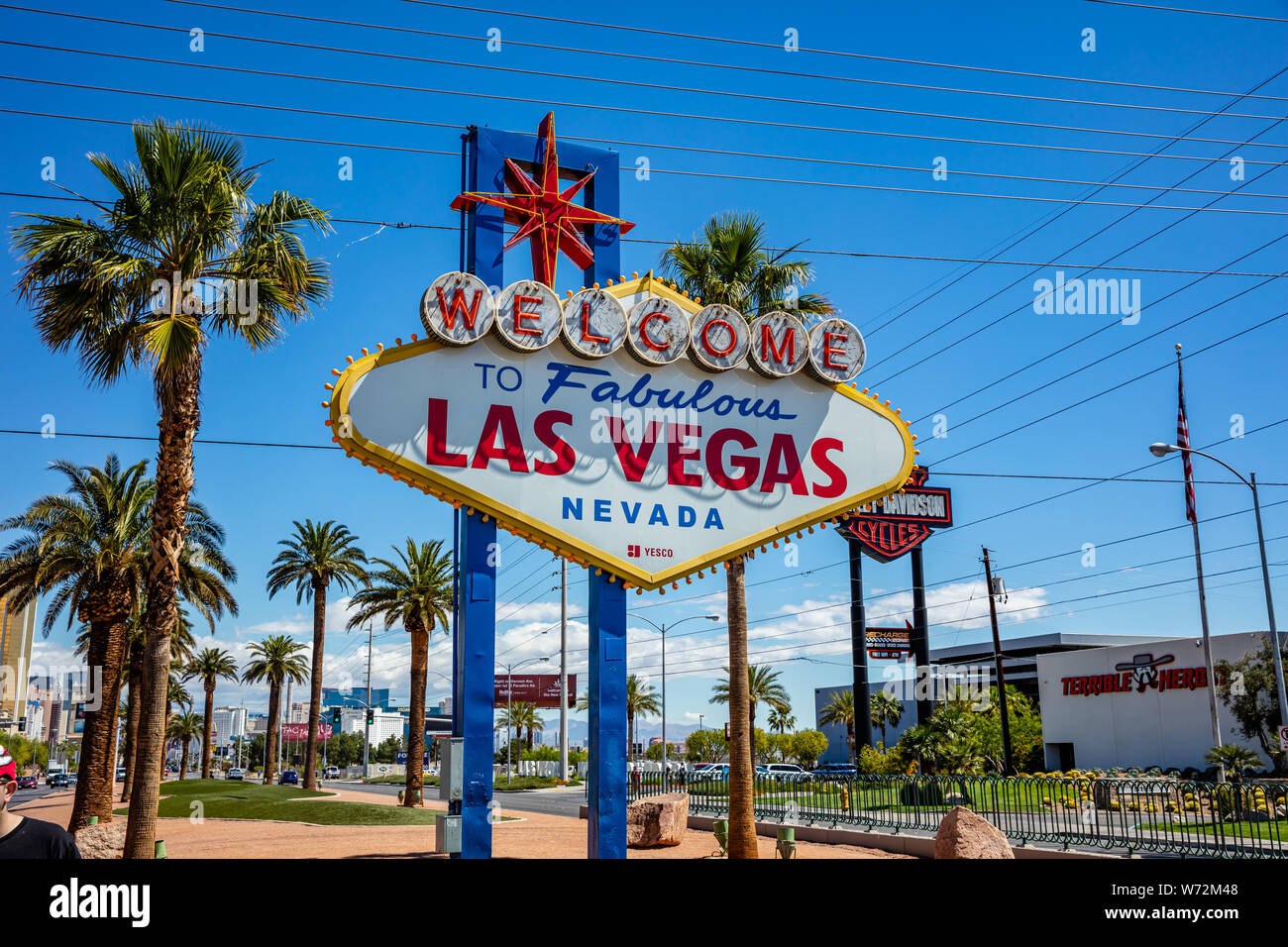 In Las Vegas, Nevada, USA. 29. Mai 2019. Willkommen im fabelhaften Las Vegas anmelden. Sonniger Frühlingstag, blauer Himmel Stockfoto