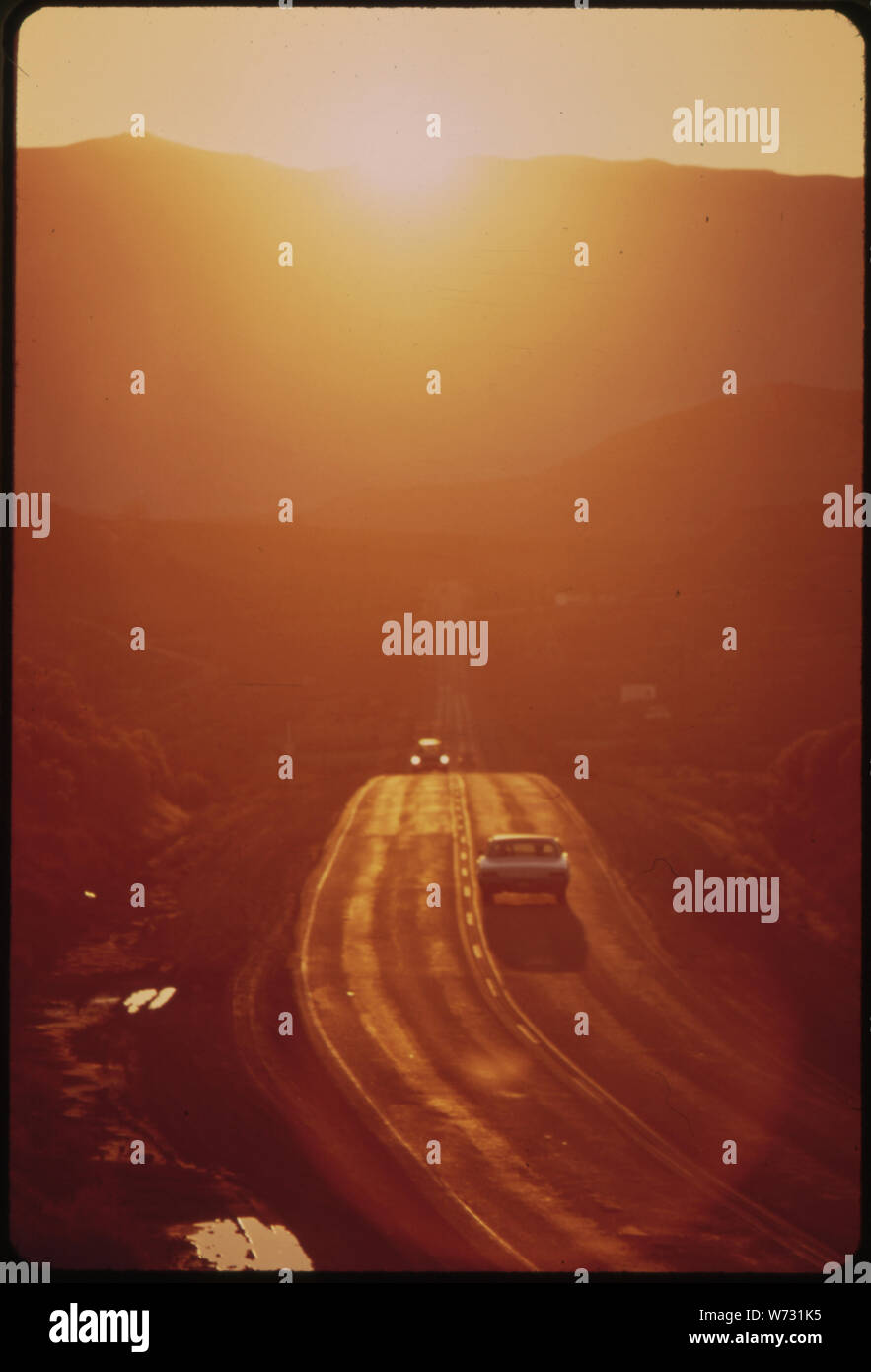 Gewehr, DER WICHTIGSTEN STADT DER Piceance Basin ist auf dem Colorado River. Die Stadt liegt an der Kreuzung der US 6 (I-70) und Colorado 13, sowohl wichtige Autobahnen Stockfoto