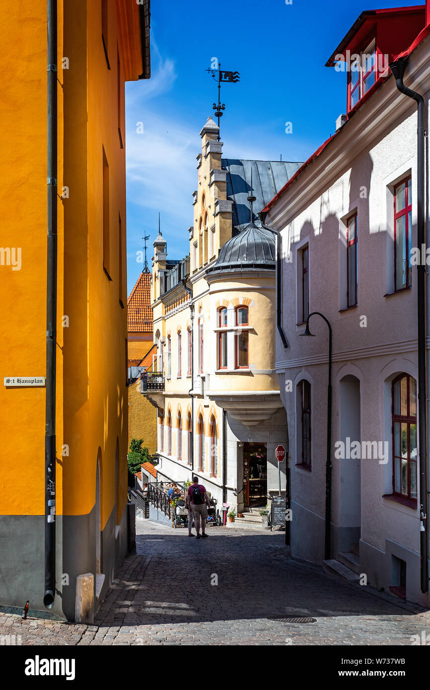 Mittelalterliche Gassen und Gebäuden in Visby, Gotland, Schweden am 20. Juli 2019 Stockfoto