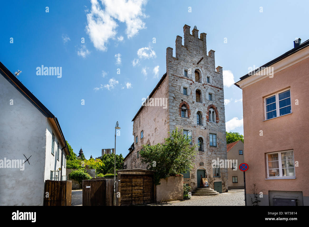 Mittelalterliche Gebäude, das Museum im Zentrum von Visby, Gotland, Schweden am 20. Juli 2019 Stockfoto