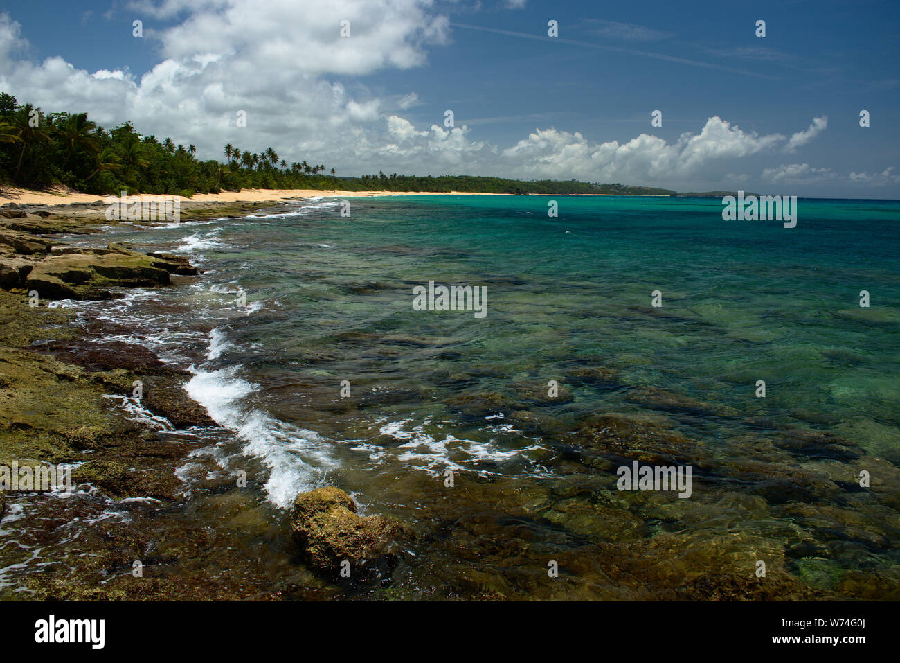Playa Los Tubos, Vega Baja, PR, USA Stockfoto