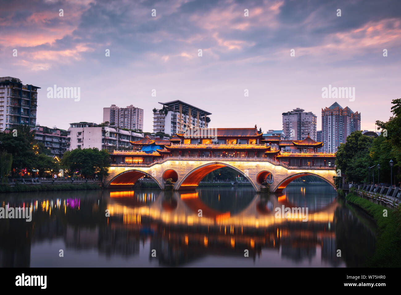Anshun Brücke in der Provinzhauptstadt Chengdu, Sichuan, China Stockfoto