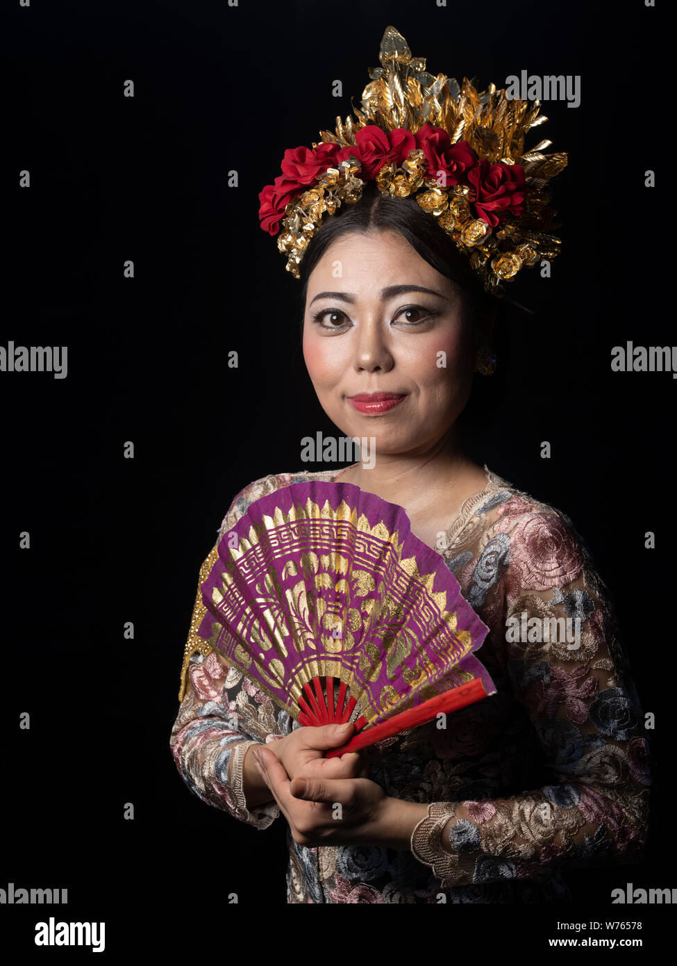 Portrait von balinesischen Tanz und Gamelan klasse Mitglied. Traditioneller Tanz und Musik von Bali, Indonesien, Südostasien einschließlich Legong Barong Willkommen Tanz Stockfoto