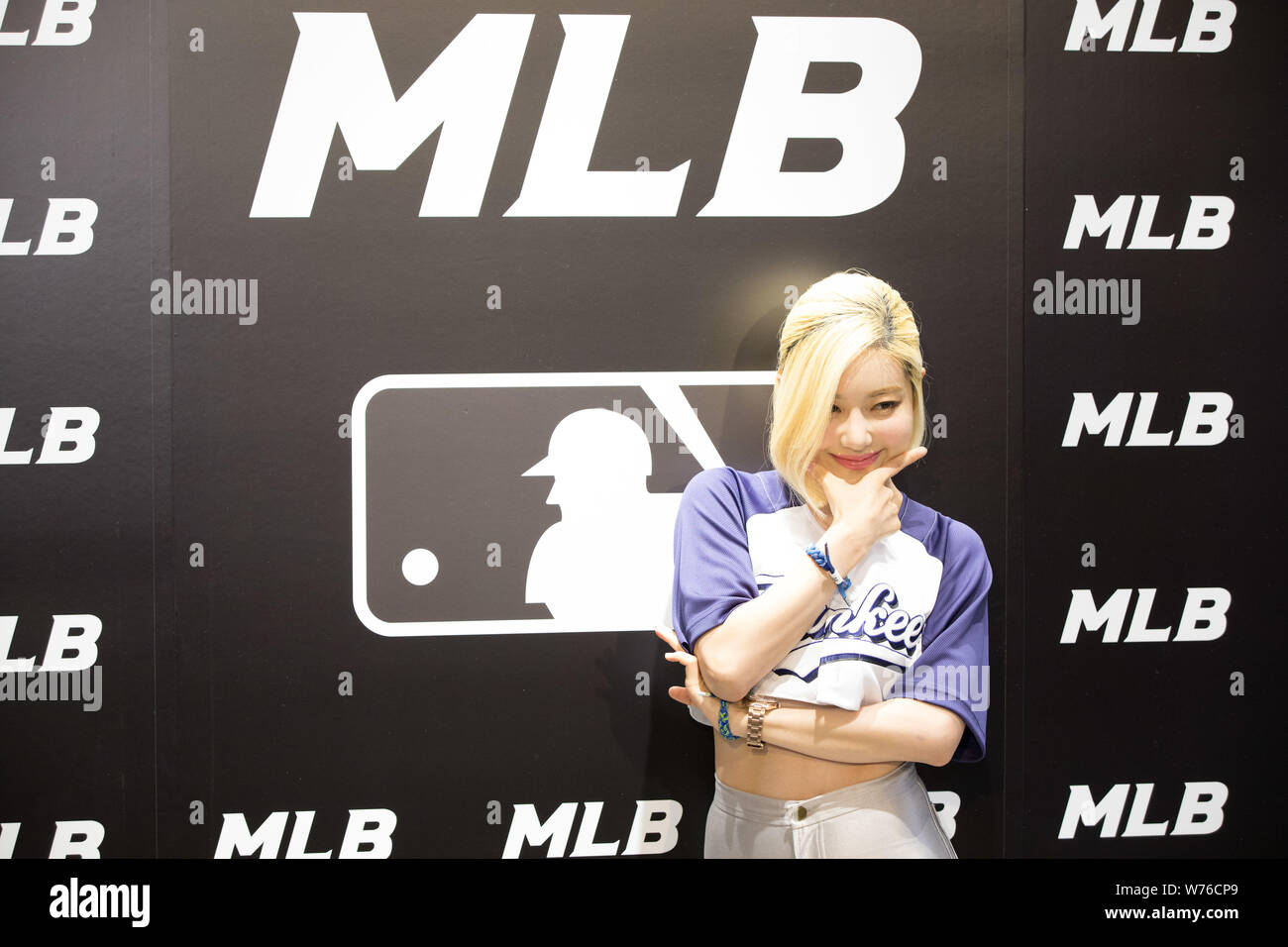 Koreanische DJ Hwang So-hee, besser bekannt als Soda, besucht die Opening Party zum ersten Store der MLB (Major League Baseball) in Hongkong, China, Stockfoto
