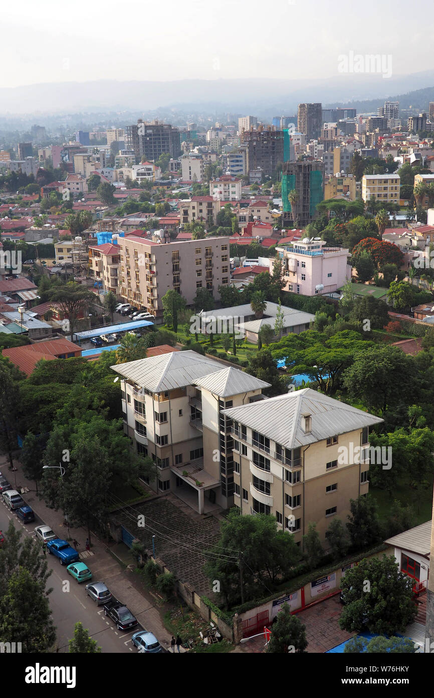 Addis Abeba, Äthiopien, 18. Juli 2019: Die große Stadt von Addis Abeba, der Hauptstadt von Äthiopien ist eines der am schnellsten wachsenden Städte auf dem Afrikanischen Kontinent. Stockfoto