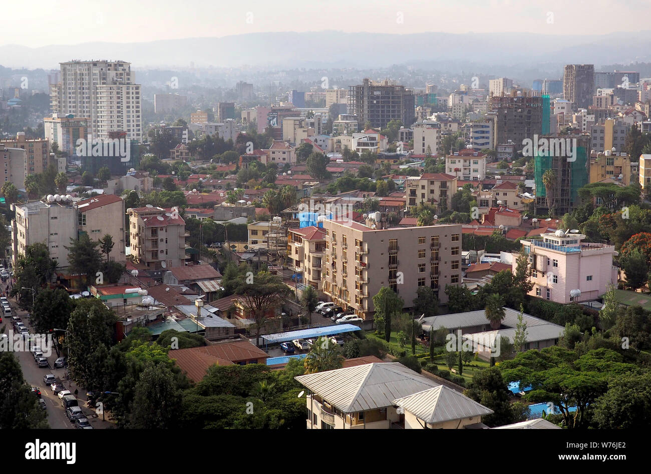 Addis Abeba, Äthiopien, 18. Juli 2019: Die große Stadt von Addis Abeba, der Hauptstadt von Äthiopien ist eines der am schnellsten wachsenden Städte auf dem Afrikanischen Kontinent. Stockfoto