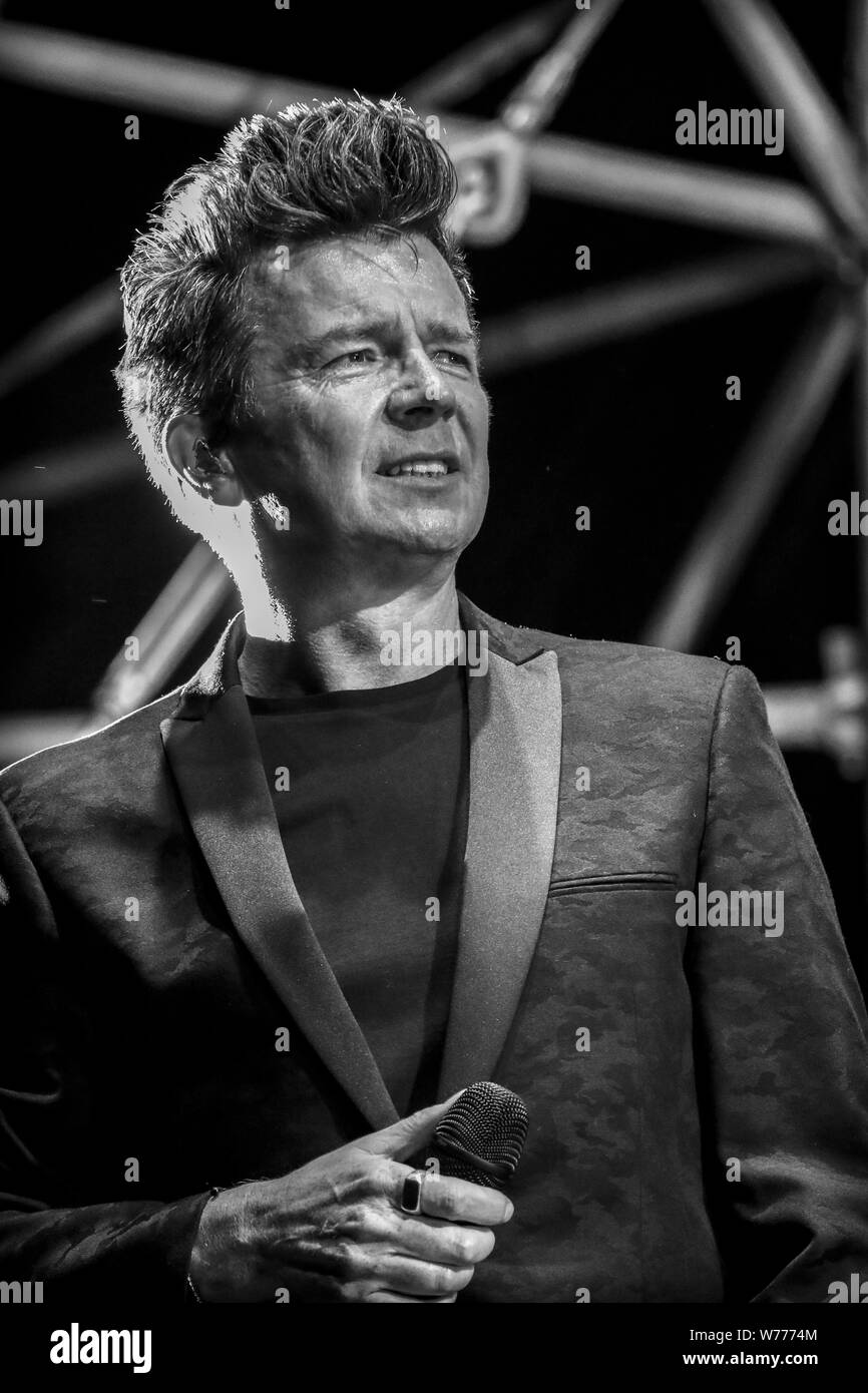 8. Jazzpiknik Paloznak - Plattensee Ungarn - August 03, 2019 - Rick Astley englischer Sänger, Musiker - Foto Ilona Stockfoto