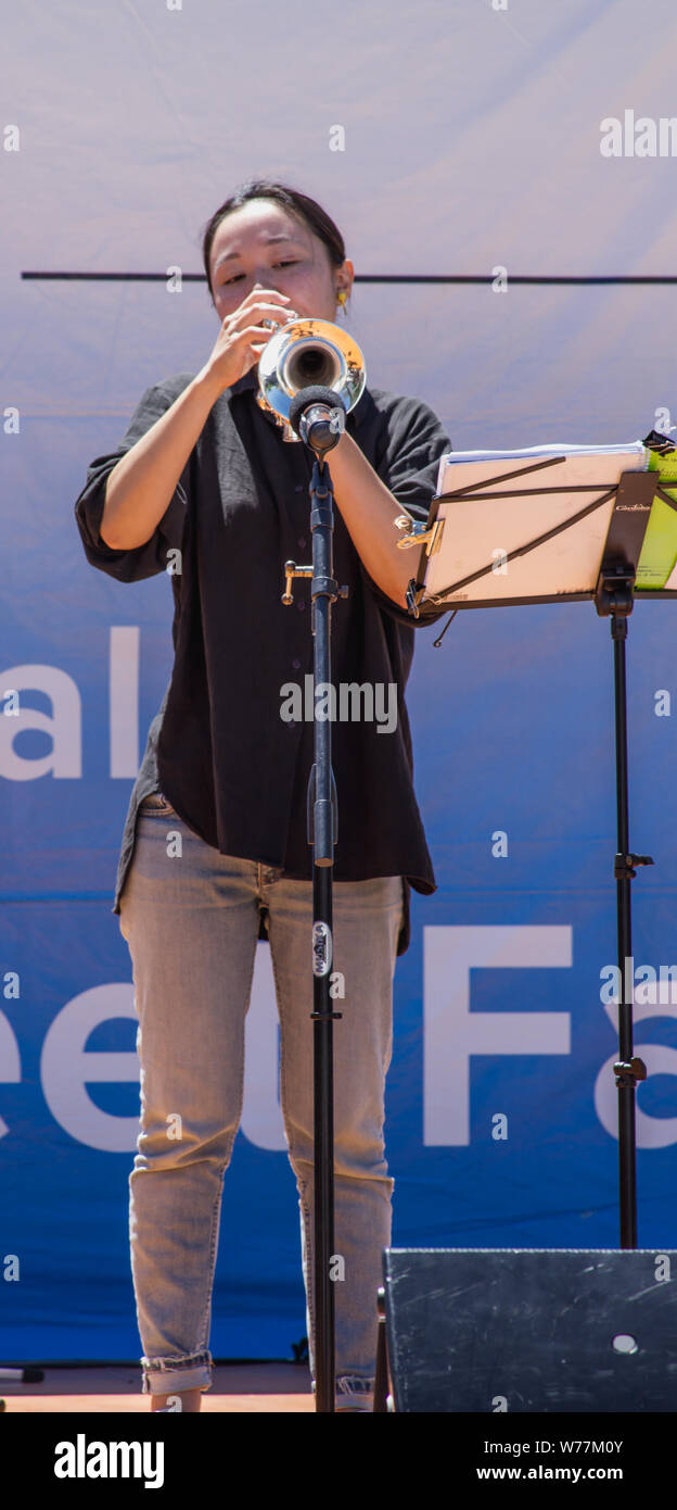 Trompete das Musikinstrument erstellen Sie einen magischen Klang für jeder kann lernen zu spielen. Stockfoto Trompete das Musikinstrument erstellen Sie einen magischen Klang für jeder kann lernen zu spielen. Stockfoto