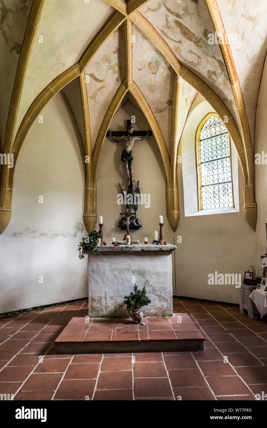 Das Innere des tcharming Bergseite Kapelle St. Magdalena im Gschnitztal Tal in der Nähe von Steinach in Tirol eine kleine Stadt auf der Brenner Straße. Stockfoto