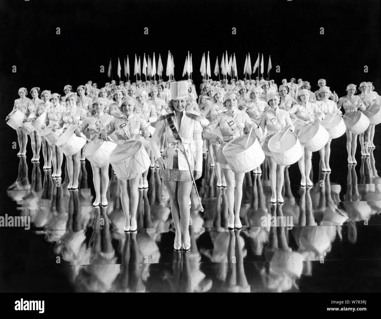 JOAN BLONDELL, GOLDGRÄBER von 1937, 1936 Stockfoto