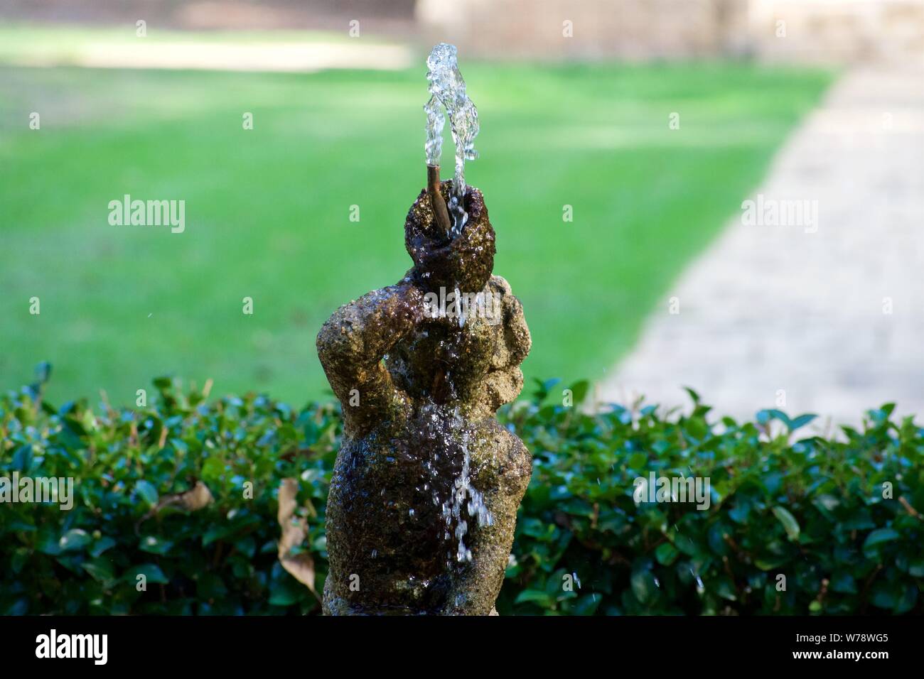 Stein und Granit Statuen in der Dothan, Botanischer Garten, Alabama Stockfoto