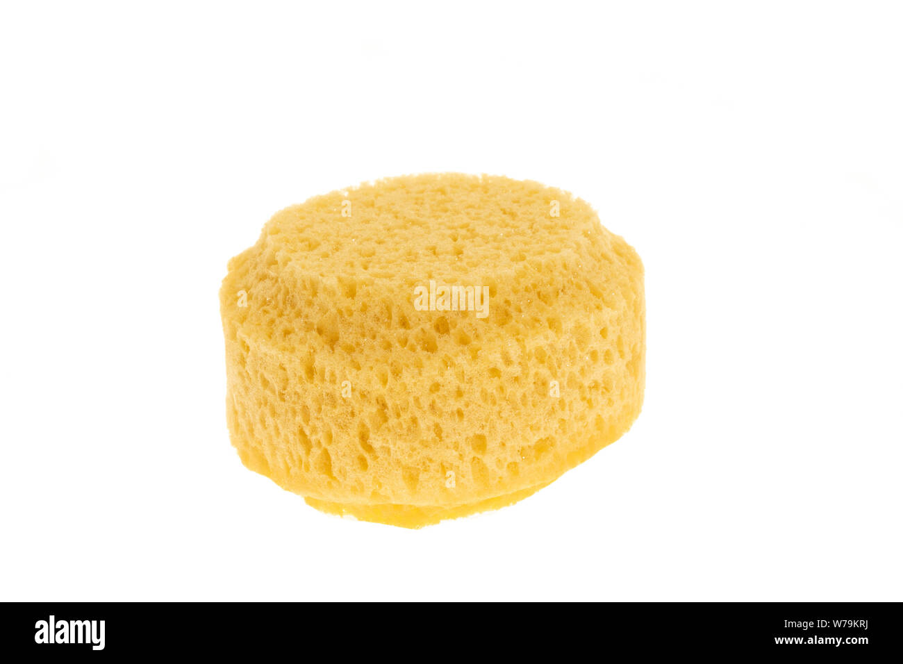 Gelbe Reinigungsschwamm - Weißer Hintergrund Stockfoto