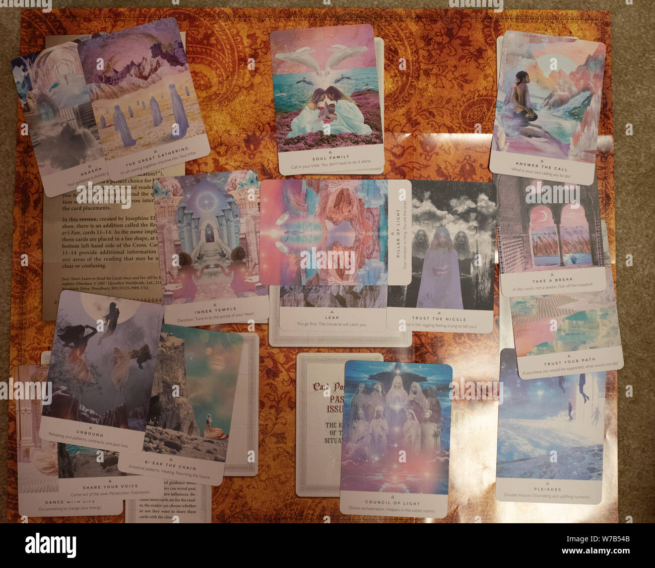 Tarot Karte Messwert - Oracle Karte lesen Stockfoto