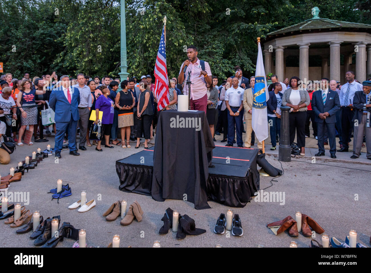 New York, USA. 5 Aug, 2019. New York Public Advocate Jumaane Williams - New Yorker gegen Waffengewalt, Jugend gegen Waffen, Schwule gegen Waffen, Borough Präsident Eric L. Credit: ZUMA Press, Inc./Alamy leben Nachrichten Stockfoto