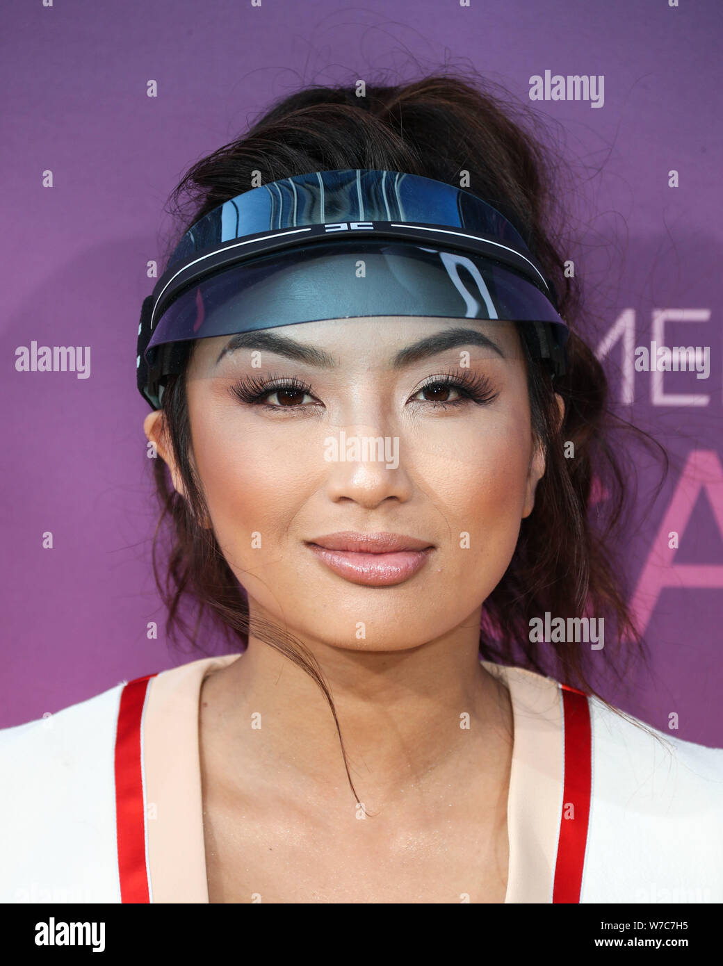 West Hollywood, Vereinigte Staaten. 05 Aug, 2019. WEST HOLLYWOOD, LOS ANGELES, Kalifornien, USA - 05. August: TV-Persönlichkeit Jeannie Mai kommt an der Disney ABC Fernsehen TCA Summer Press Tour All-Star-Party 2019 in Soho House West Hollywood am 5. August 2019 in West Hollywood, Los Angeles, California, United States. (Foto von Xavier Collin/Image Press Agency) Quelle: Bild Presse Agentur/Alamy leben Nachrichten Stockfoto