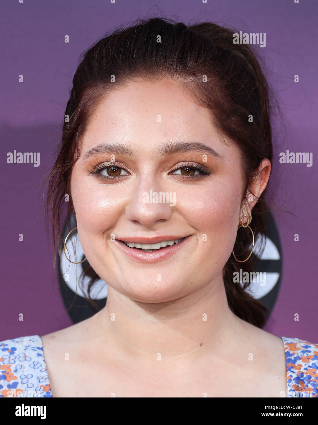 West Hollywood, Vereinigte Staaten. 05 Aug, 2019. WEST HOLLYWOOD, LOS ANGELES, Kalifornien, USA - 05. August: Schauspielerin Emma Kenney kommt an der Disney ABC Fernsehen TCA Summer Press Tour All-Star-Party 2019 in Soho House West Hollywood am 5. August 2019 in West Hollywood, Los Angeles, California, United States. (Foto von Xavier Collin/Image Press Agency) Quelle: Bild Presse Agentur/Alamy leben Nachrichten Stockfoto