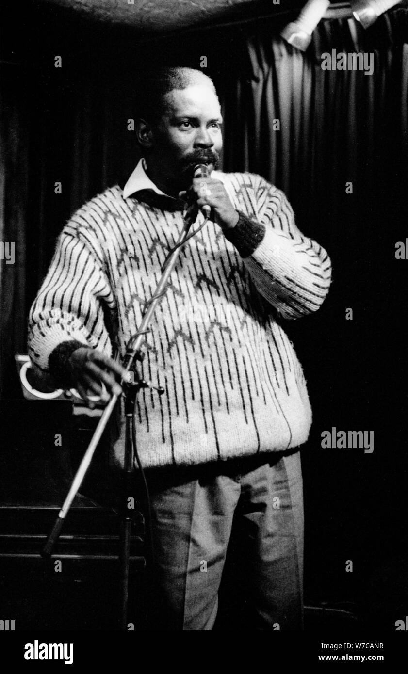 George Kabel, Bassschlüssel, Hoxton Square, London, September 1989. Artist: Brian O'Connor. Stockfoto