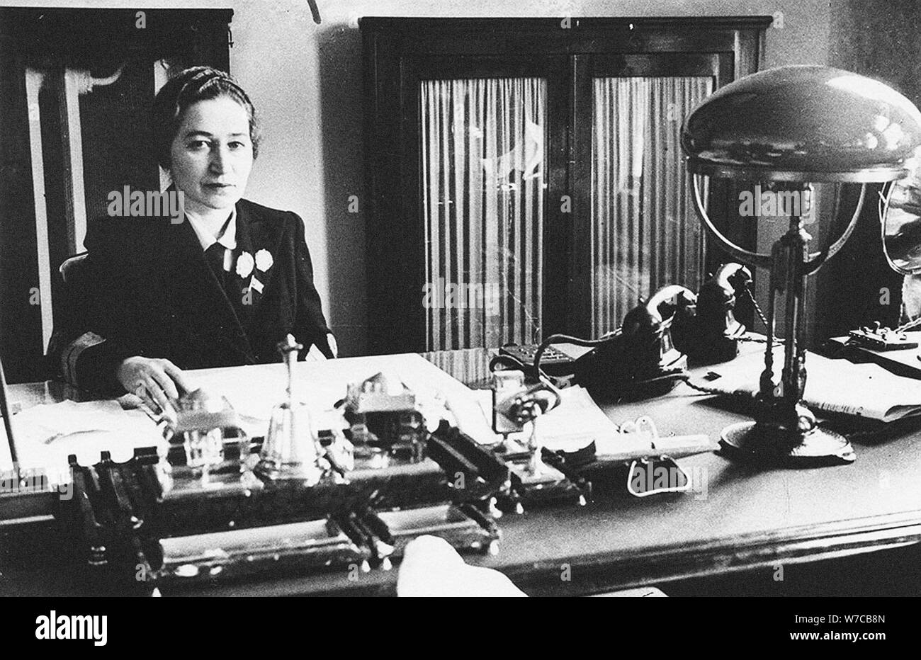 Polina zhemchuzhina Fotos und Bildmaterial in hoher Auflösung Alamy