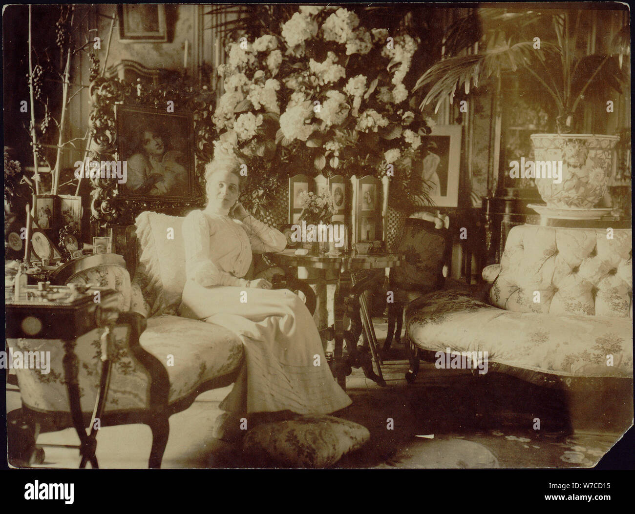 Fürstin Zinaida Yusupova in der Familie Wohnzimmer der Yusupov Palast in St. Petersburg. Stockfoto