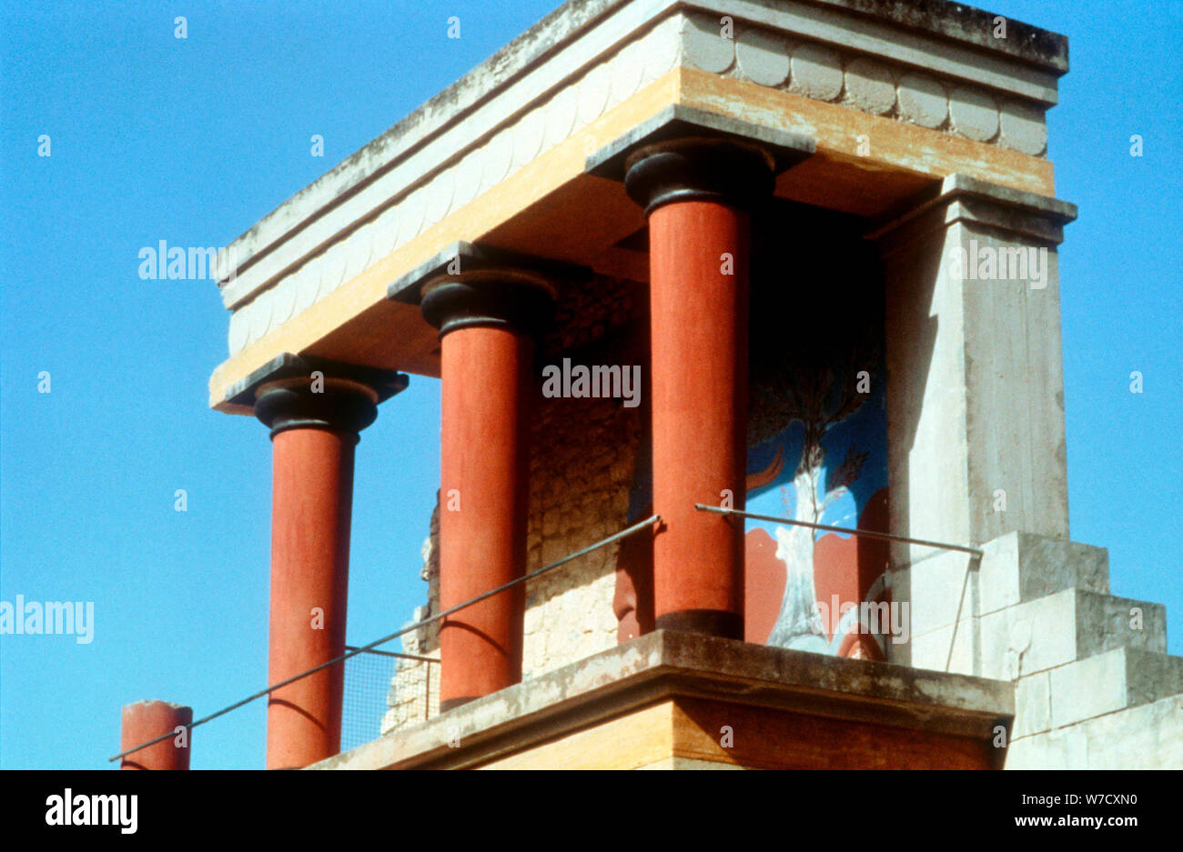 Rekonstruierte balustrade West vor dem Palast von Knossos, Kreta, c 1400 v. Chr.. Artist: Unbekannt Stockfoto