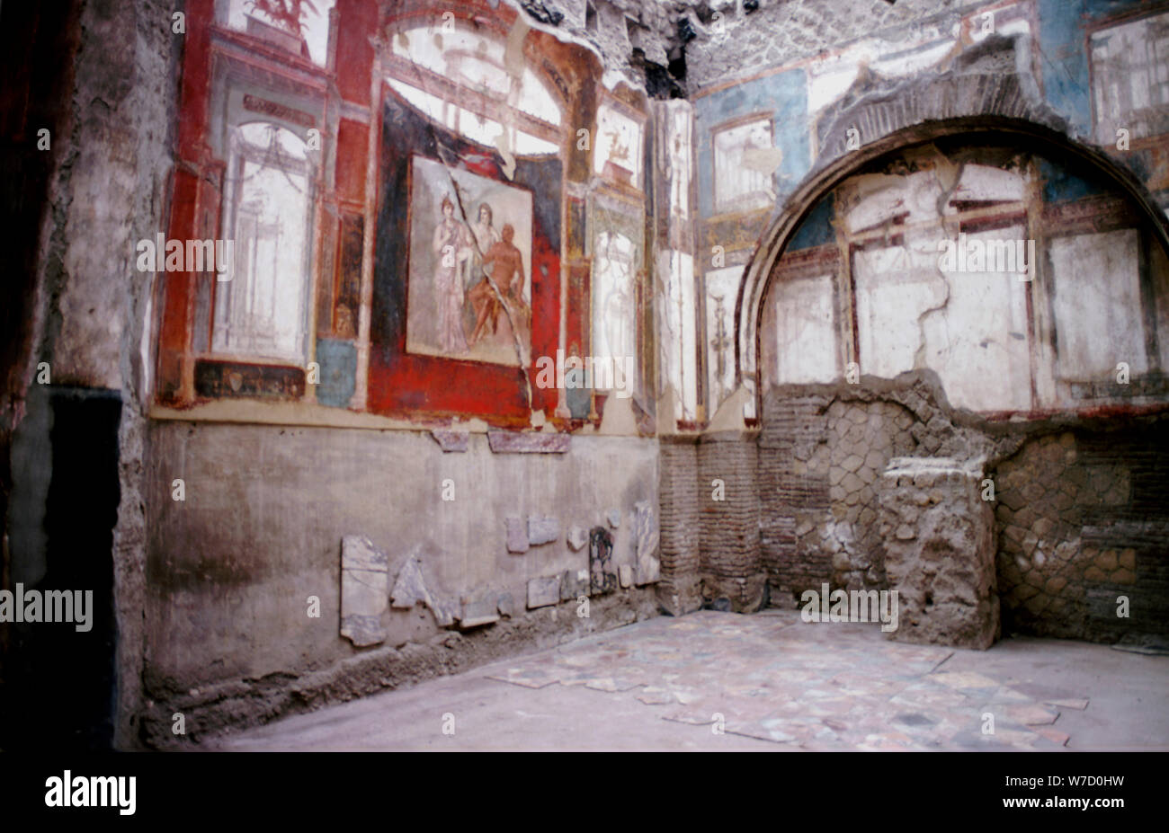 Das Heiligtum der Augustales, Herculaneum, Italien. Artist: Unbekannt Stockfoto