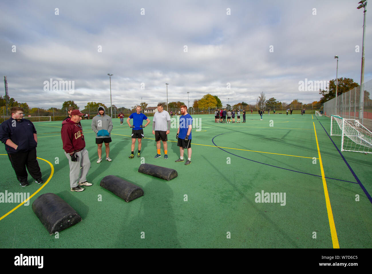 Anfängern wird bei British American Football team Ipswich Kardinäle trainierte Stockfoto
