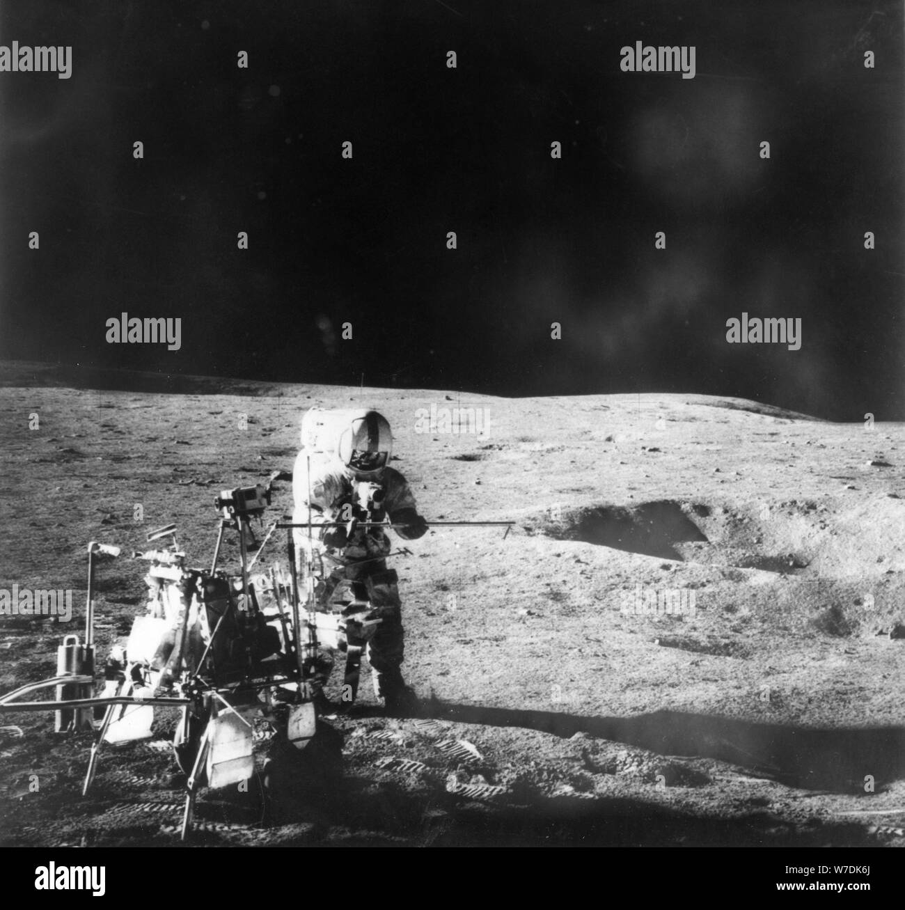 Alan Shepard (1923-1998) Montage lunar Hand Werkzeuge während der Apollo 14 mission, 1971. Artist: Unbekannt Stockfoto