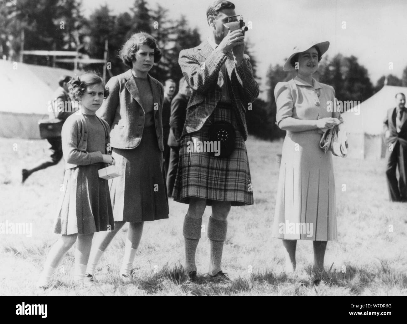 Die königliche Familie Besuch einer Ferien Camp der Jungen, 1938. Artist: Unbekannt Stockfoto