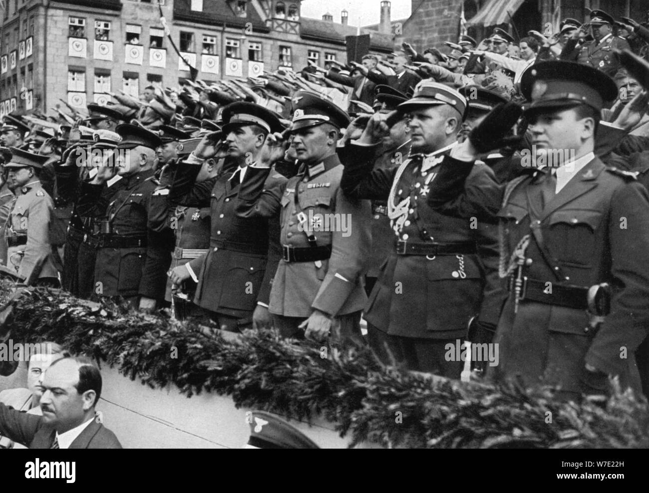 Ausländische militärische legt bei der Nsdap Kongress, Nürnberg, Deutschland, 1936. Artist: Unbekannt Stockfoto