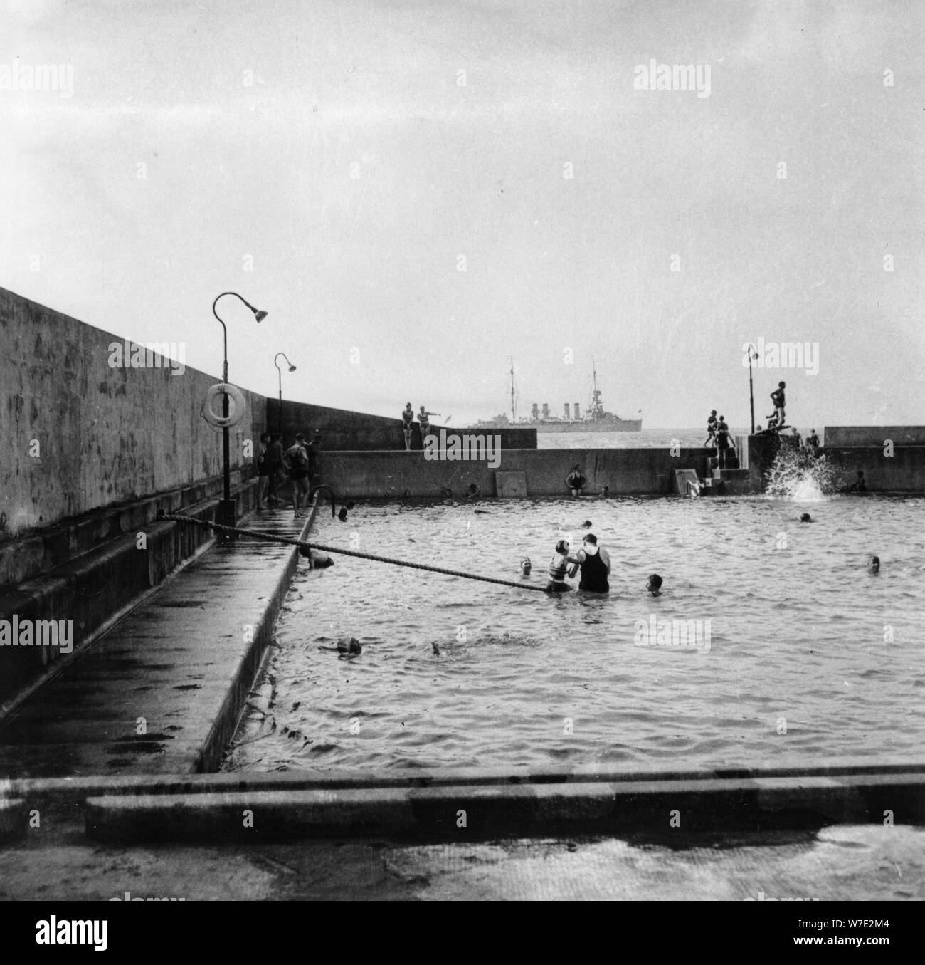 Swimmingpool, Balboa, Panama, 1931. Artist: Unbekannt Stockfoto