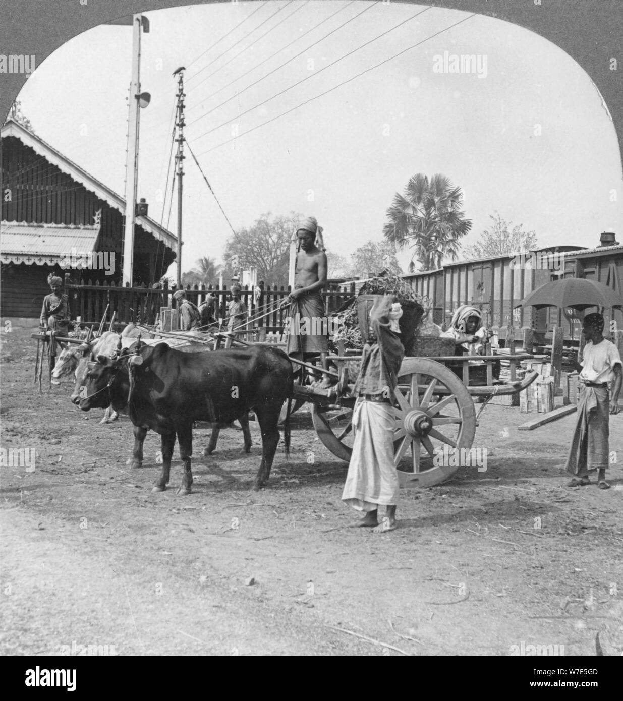 Typische Bahnhof, Katha, Burma, 1908. Artist: Stereo Reisen Co Stockfoto