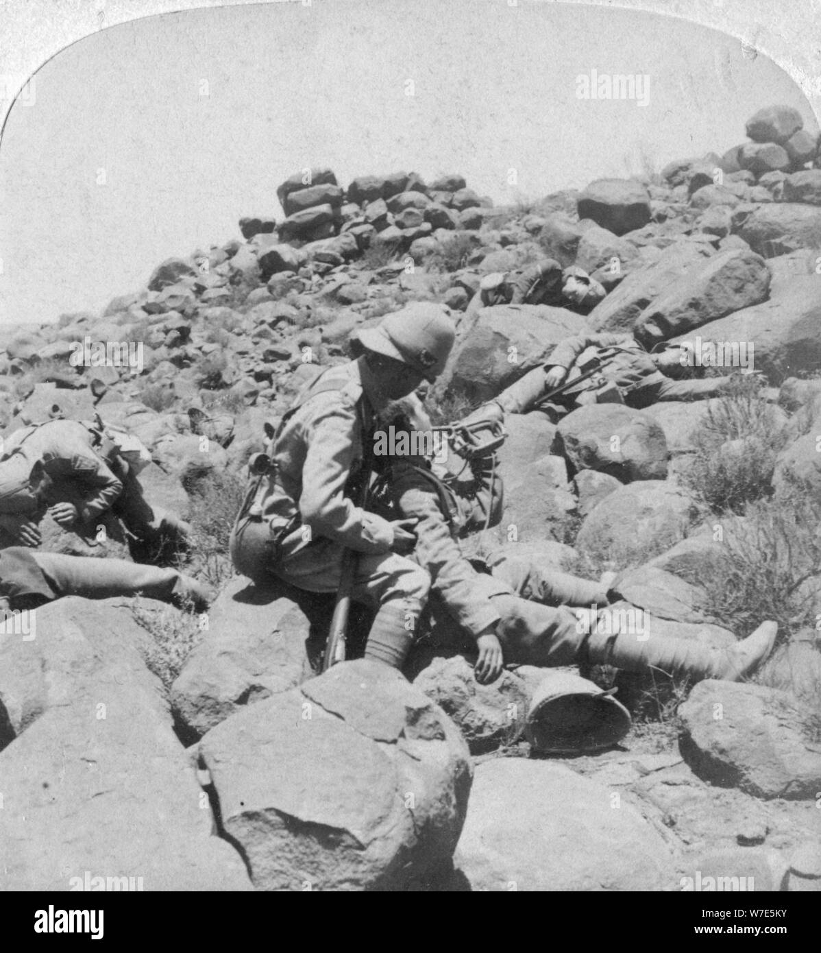 'Letzten Anruf des sterbenden Hornist, ein Schlachtfeld Incident, Gras Pan, Südafrika', 1900. Artist: Underwood & Underwood Stockfoto