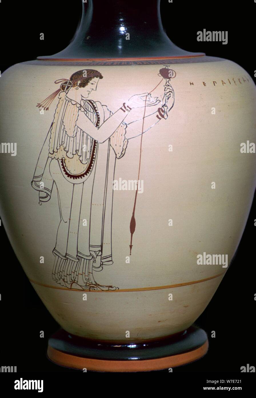 Vase - Malerei von einer Frau Spinning, 5. Jahrhundert v. Chr.. Stockfoto