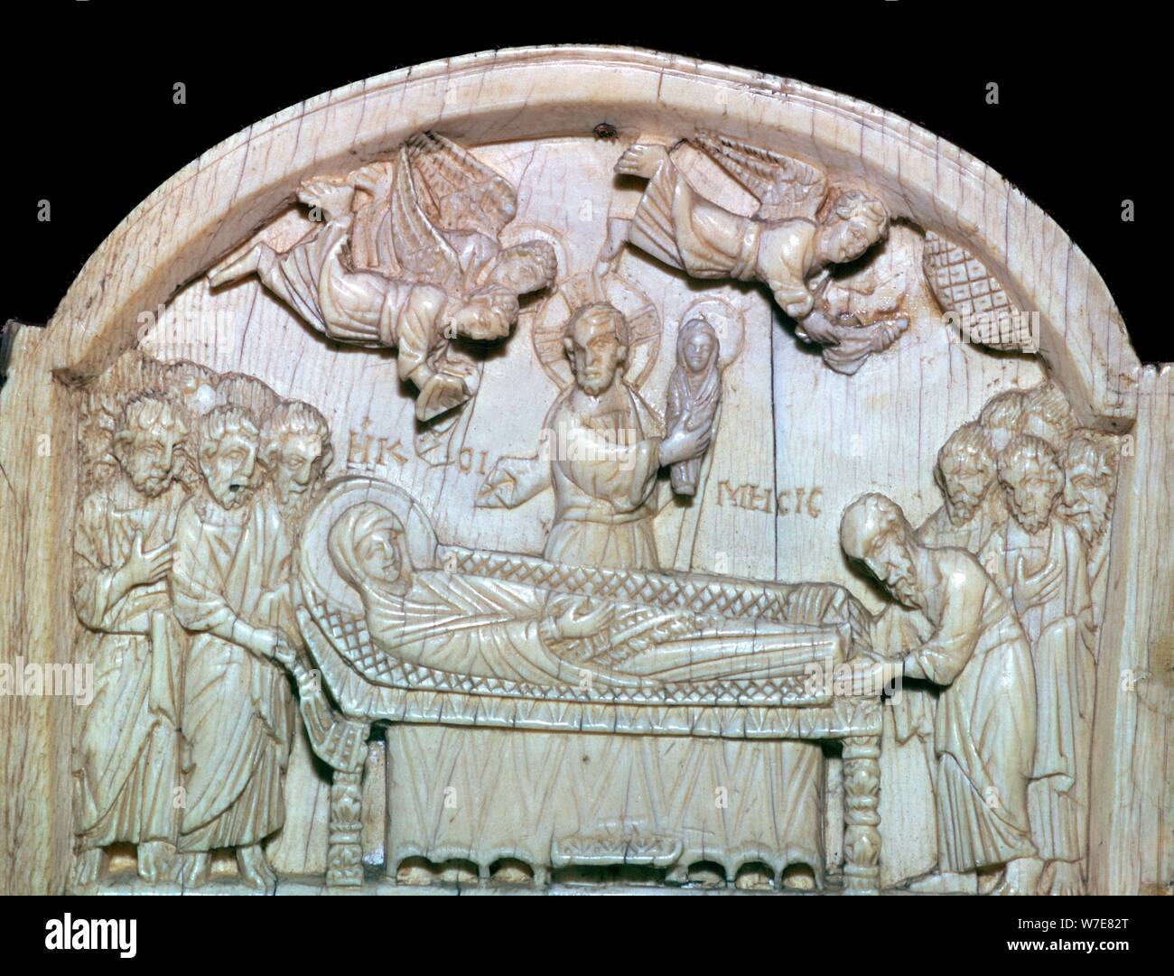 Teil einer byzantinischen Triptychon zeigt der Tod der Jungfrau Maria, aus dem 11. Jahrhundert. Artist: Unbekannt Stockfoto