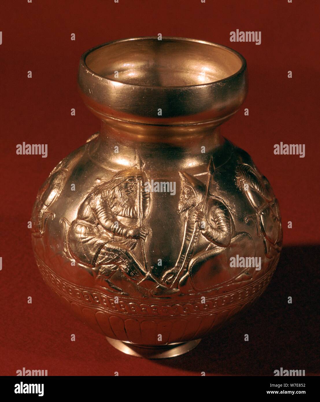 Elektron Graeco-Scythian Vase, die Skythischen Aktivitäten, 4. vorchristlichen Jahrhundert. Artist: Unbekannt Stockfoto