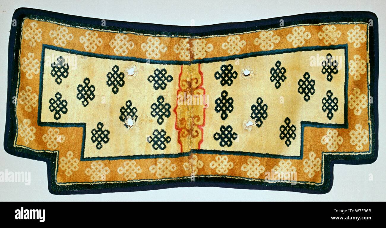 Mongolische Sattel - Wolldecke mit einem "Endloser Knoten' Design, 15. Artist: Unbekannt Stockfoto