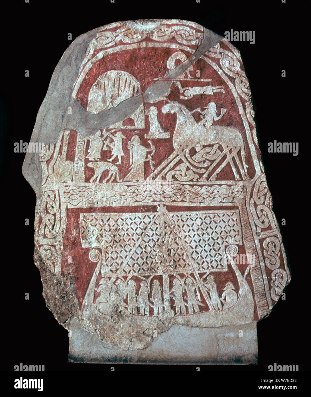 Wikinger Runenstein mit einem Schiff und die Achtbeinigen Pferd Sleipnir, aus dem 8. Jahrhundert. Artist: Unbekannt Stockfoto