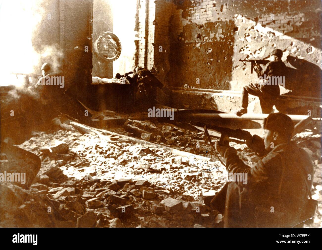 Haus zu Haus in Stalingrad, 1942 kämpfen. Artist: Unbekannt Stockfoto