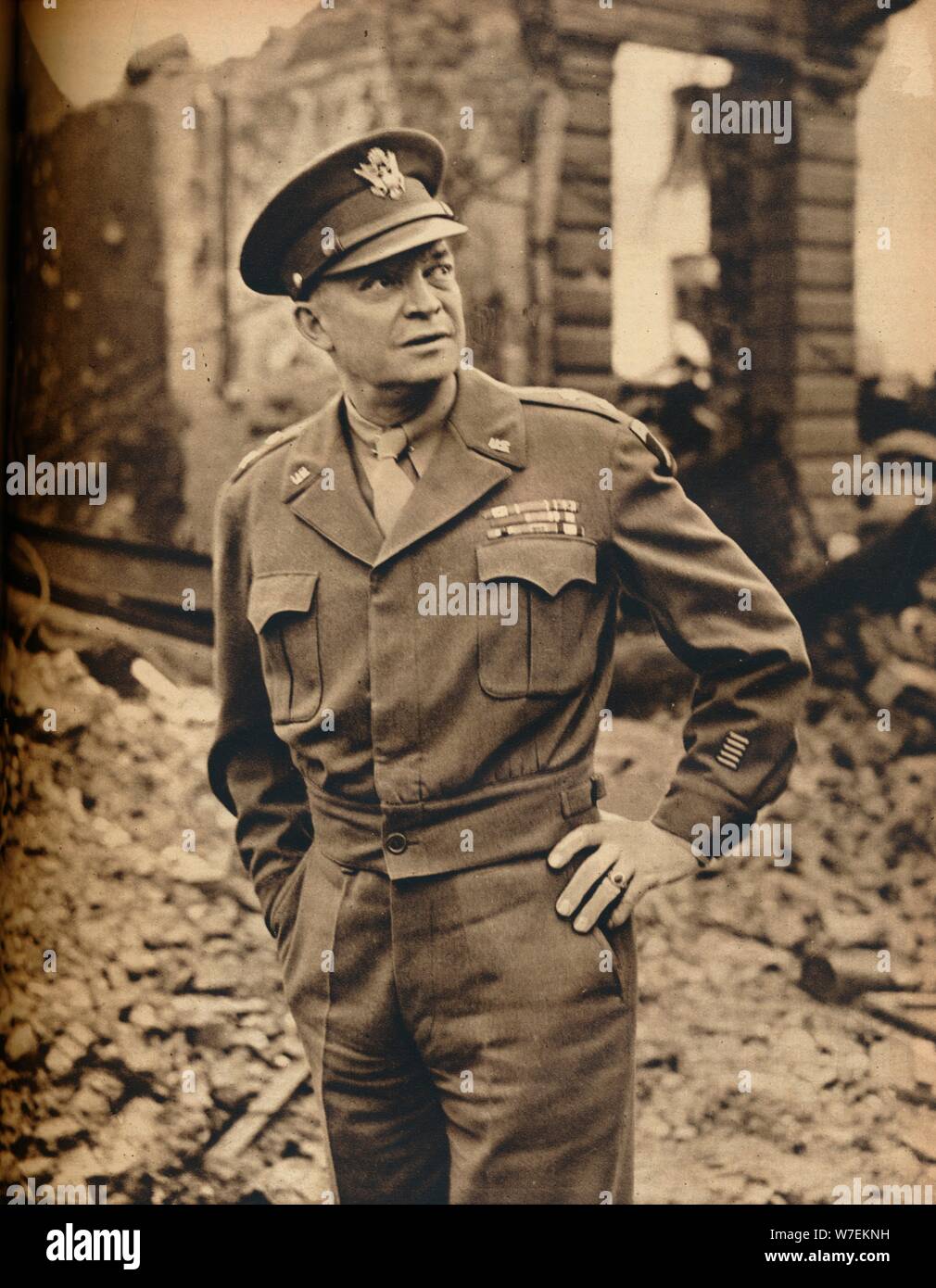 "Er führte unsere befreienden Armeen zum Sieg", 1945. Künstler: unbekannt. Stockfoto