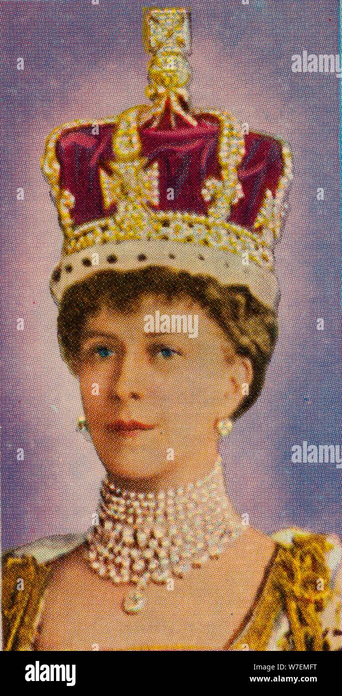 Queen Mary, Gemahlin von König George V, bei ihrer Krönung, 1911 (1935). Künstler: unbekannt. Stockfoto